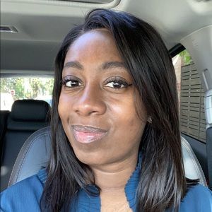 Meet your Posher, Olivia